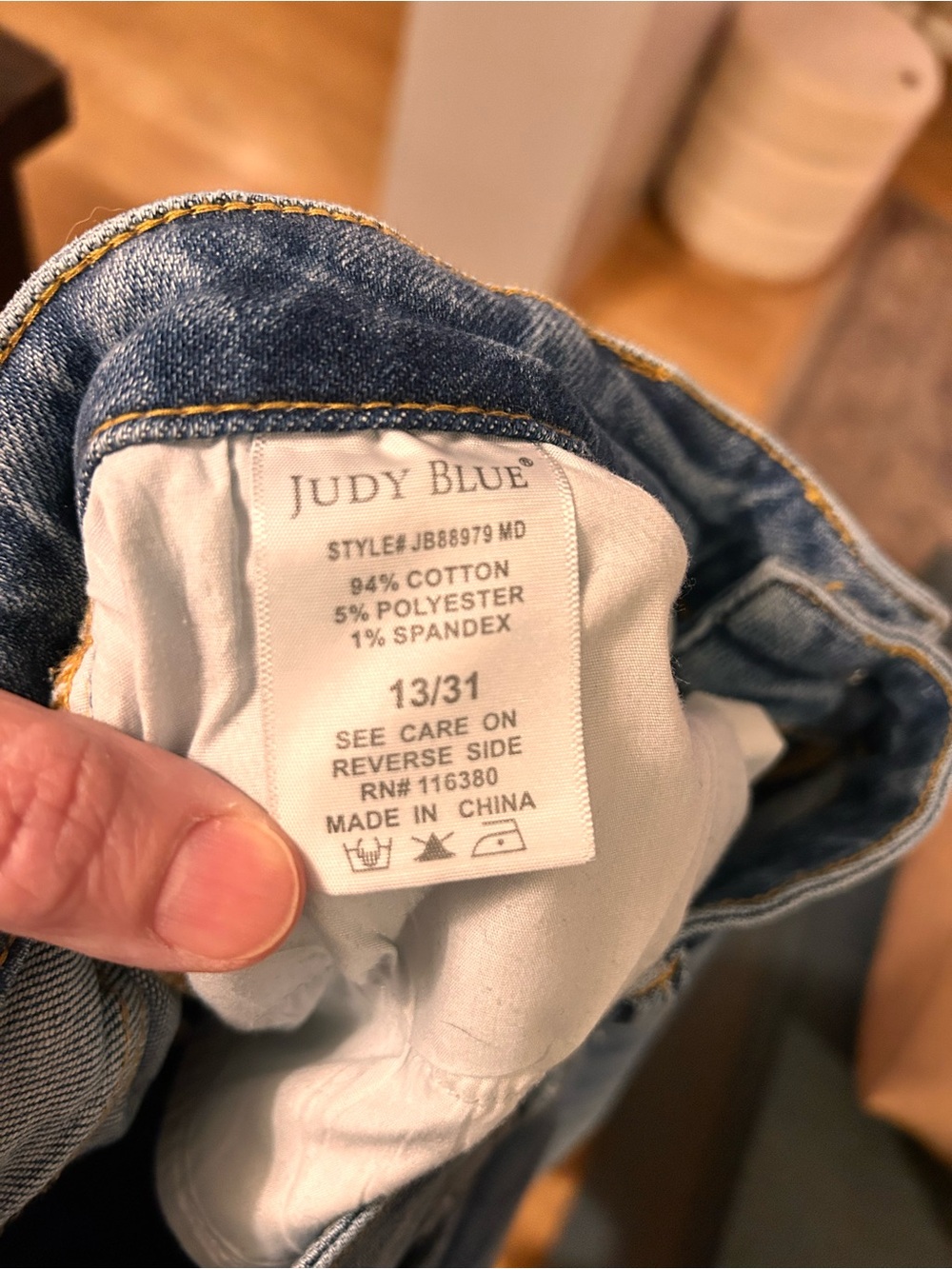 Judy Blue Mid Rise Vintage Wash Destroy Hem Kick Flare Denim Jeans 88979 - Picture 9 of 11